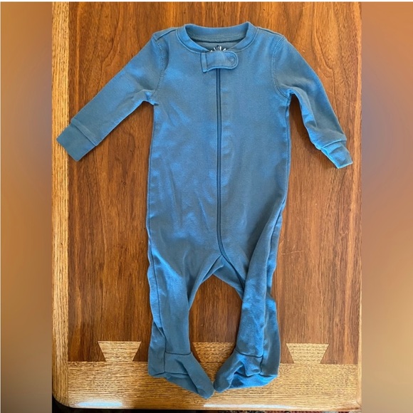 Primary Onesies - 0-3 months, set of 6 - Picture 2 of 5